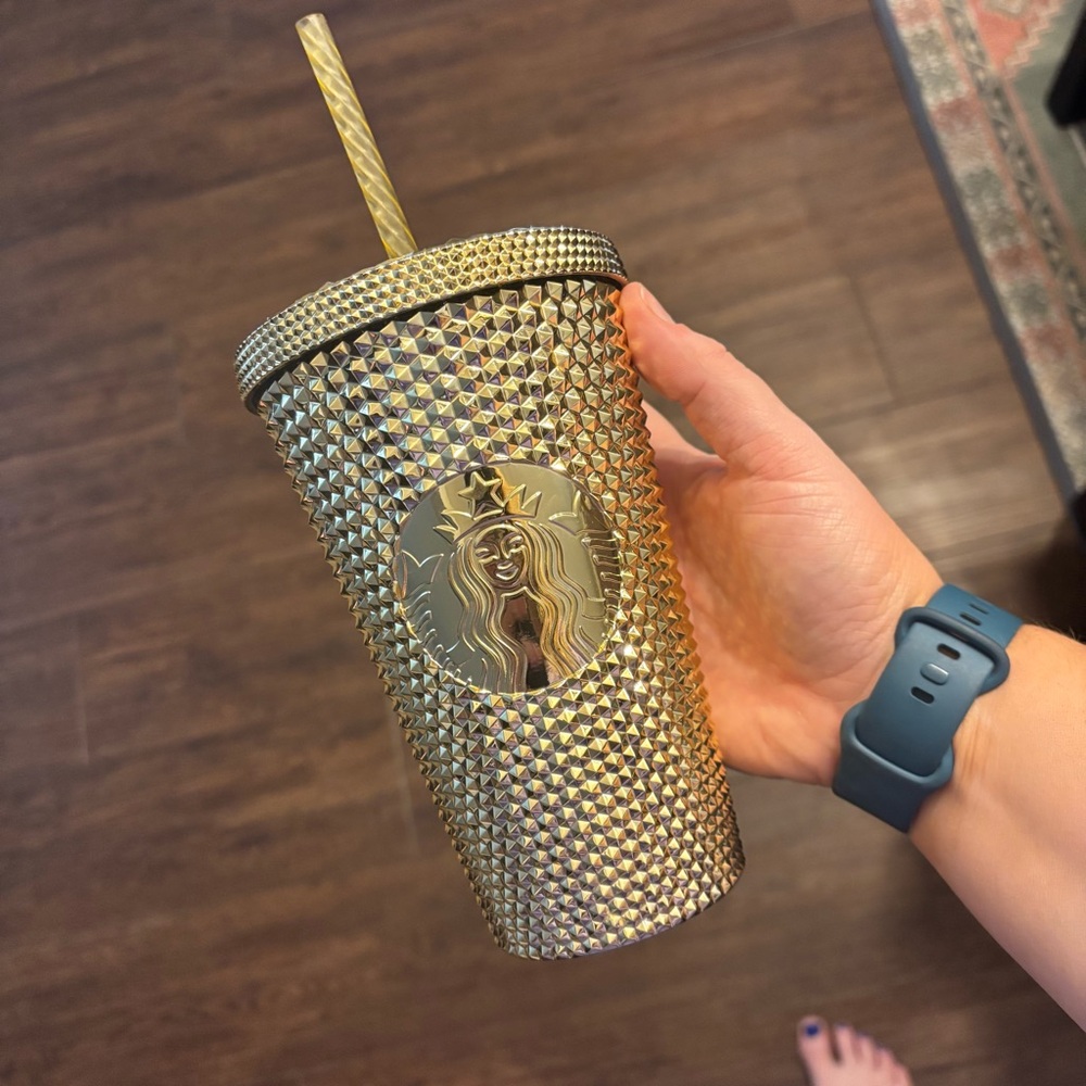 2022 Starbucks Gold Studded Holiday cup Grande